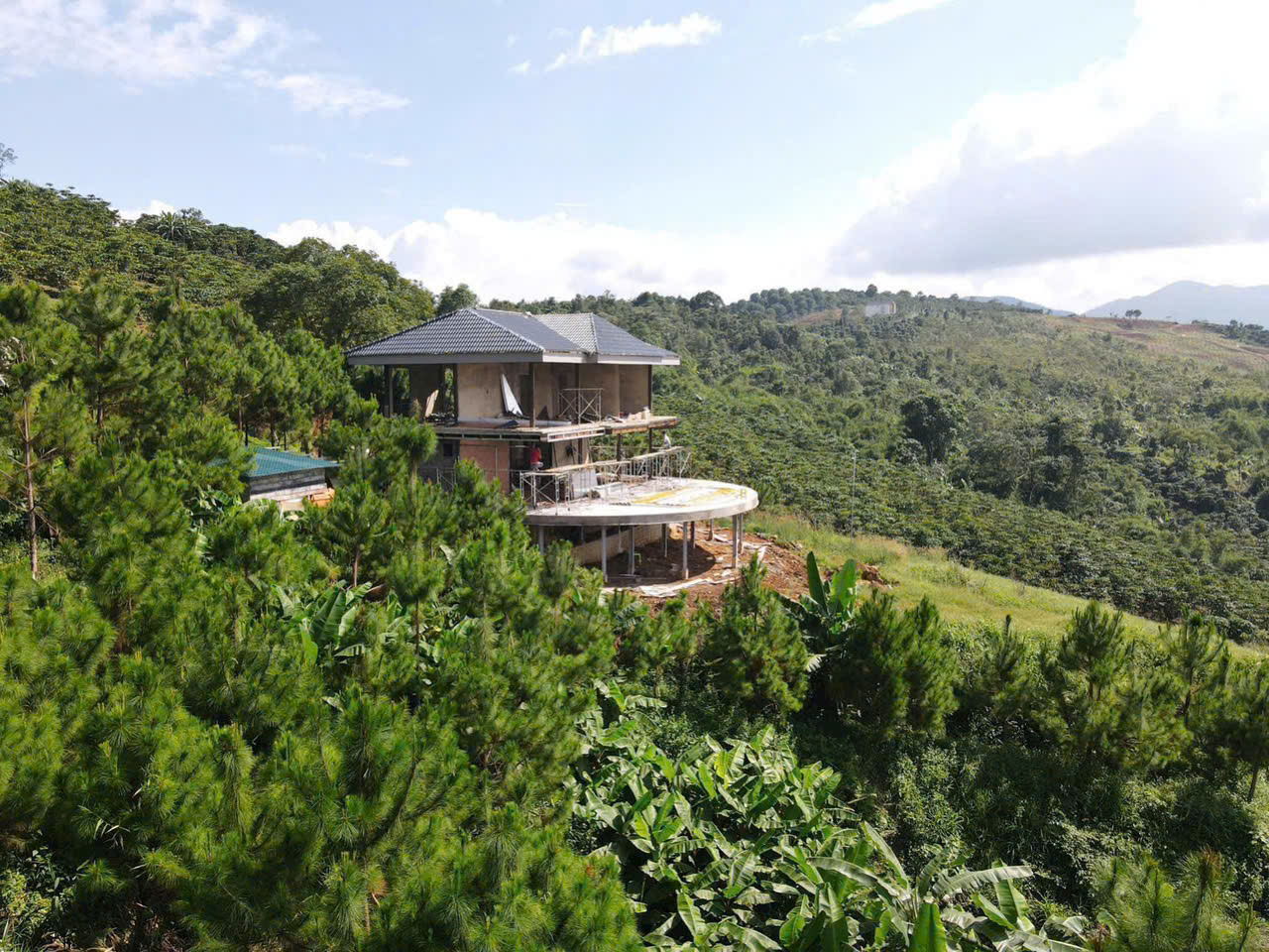 Câu Chuyện Vân Thôn Retreat Bảo Lộc: Khi Bất Động Sản Xanh Biết Cúi Đầu Trước Thiên Nhiên