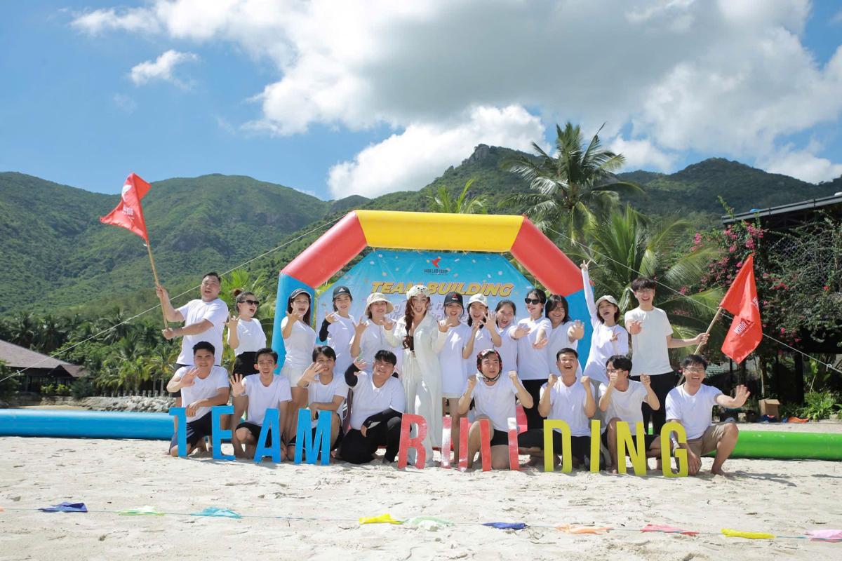 Hoạt động team buiding của Khoa Lâm Group 