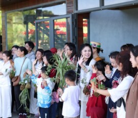 Tết 2026 | Hoạt động trồng cây tại Vân Thôn Retreat Bảo Lộc Tết 2026 | Hoạt động trồng cây tại Vân Thôn Retreat Bảo Lộc